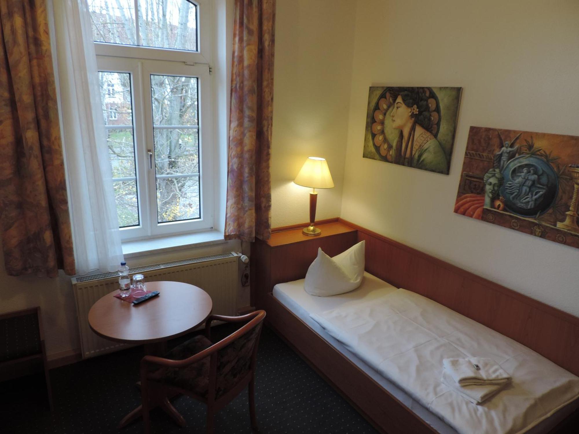 Hotel Carl Von Clausewitz Burg bei Magdeburg Phòng bức ảnh