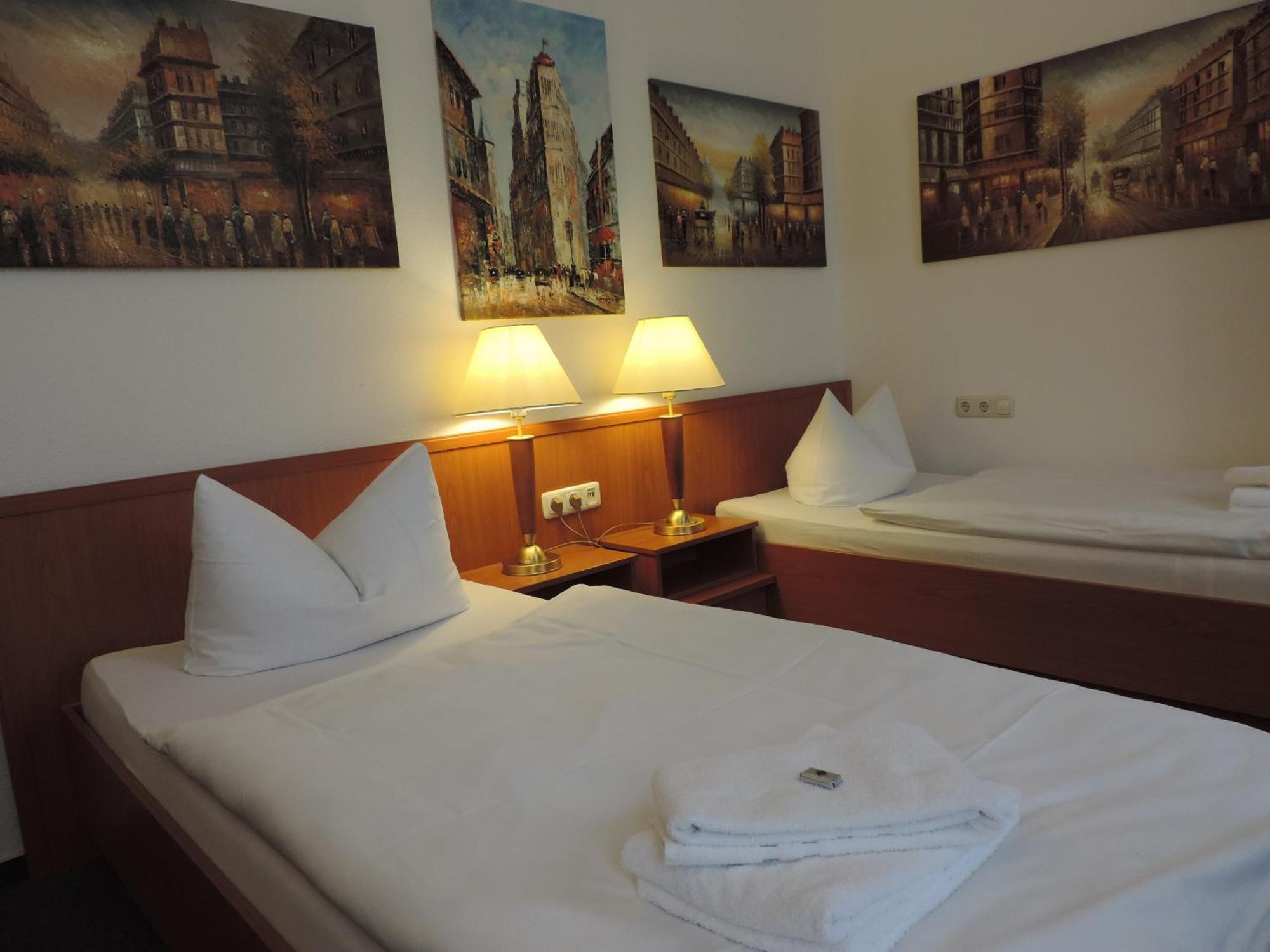 Hotel Carl Von Clausewitz Burg bei Magdeburg Phòng bức ảnh