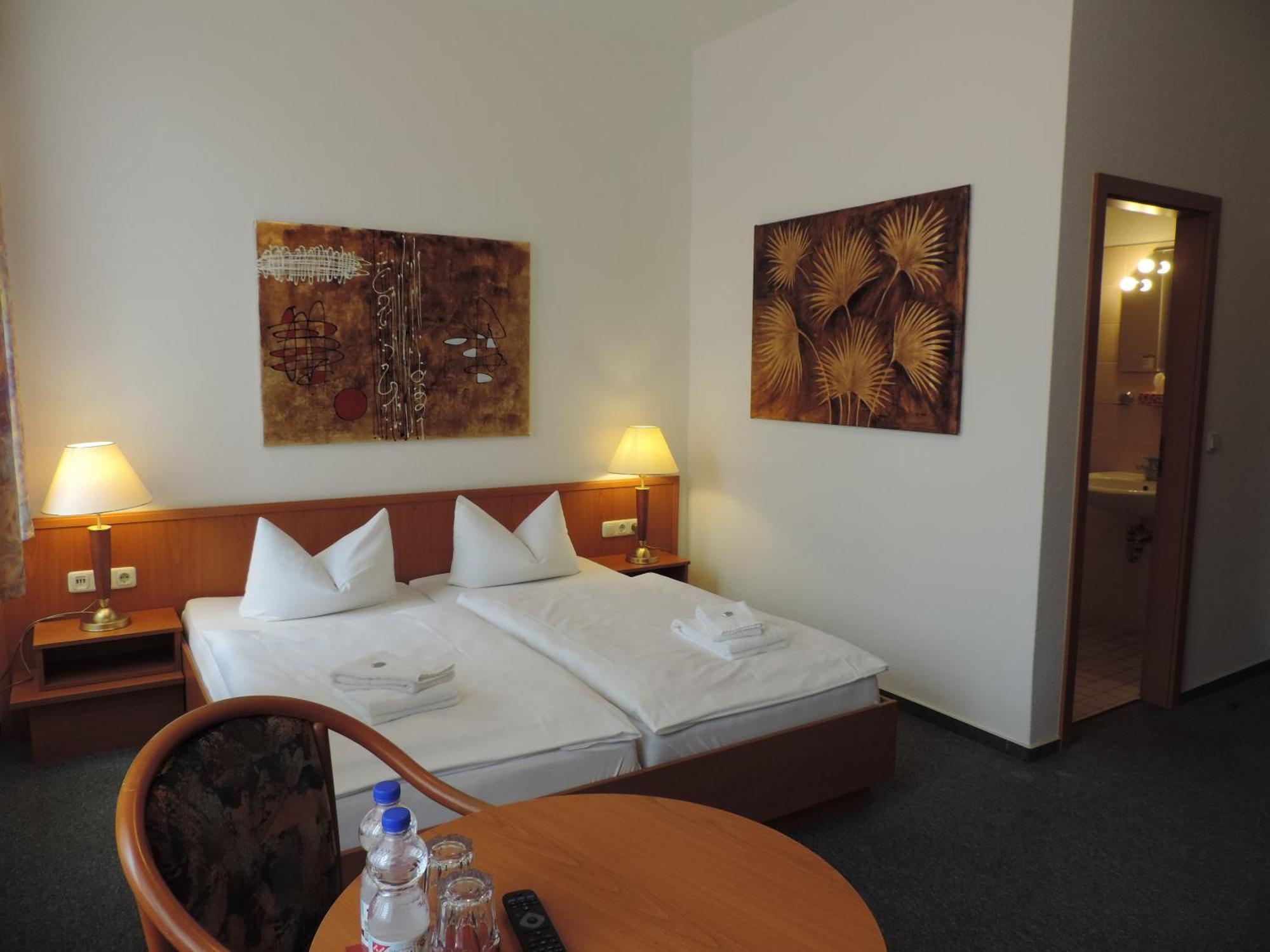 Hotel Carl Von Clausewitz Burg bei Magdeburg Phòng bức ảnh