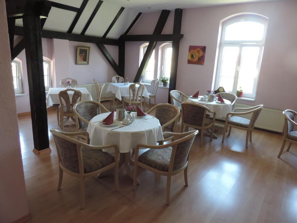 Hotel Carl Von Clausewitz Burg bei Magdeburg Ngoại thất bức ảnh